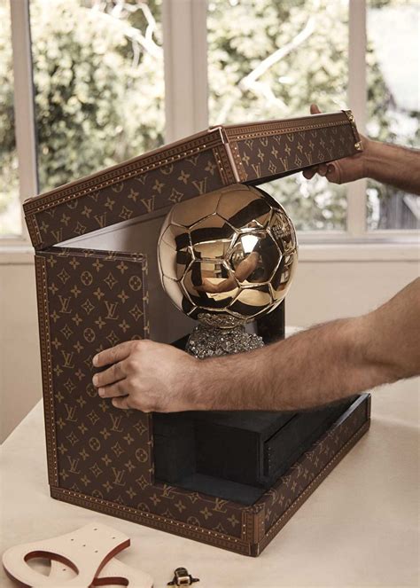 louis vuitton davis cup case|Louis Vuitton Trophy Trunks.